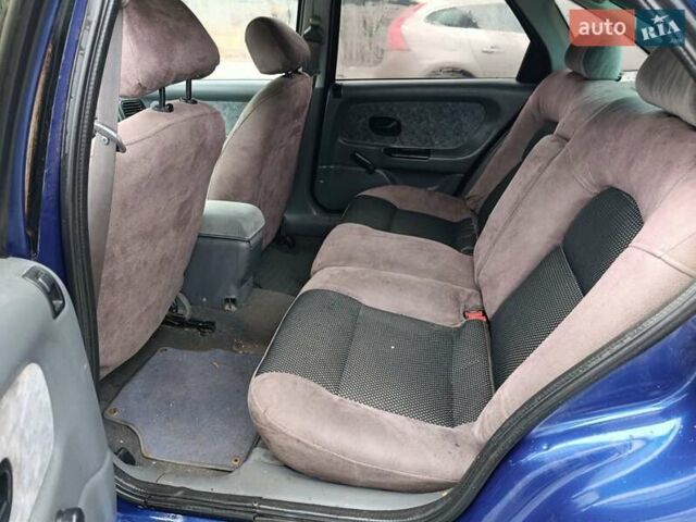 Синій Рено Лагуна, об'ємом двигуна 1.79 л та пробігом 296 тис. км за 1550 $, фото 9 на Automoto.ua
