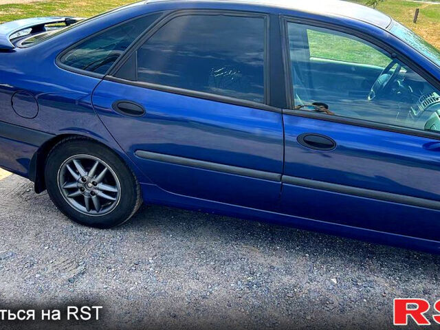 Синий Рено Лагуна, объемом двигателя 1.8 л и пробегом 246 тыс. км за 3900 $, фото 6 на Automoto.ua