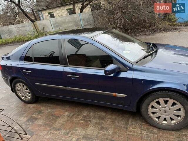 Синий Рено Лагуна, объемом двигателя 1.8 л и пробегом 200 тыс. км за 3100 $, фото 5 на Automoto.ua