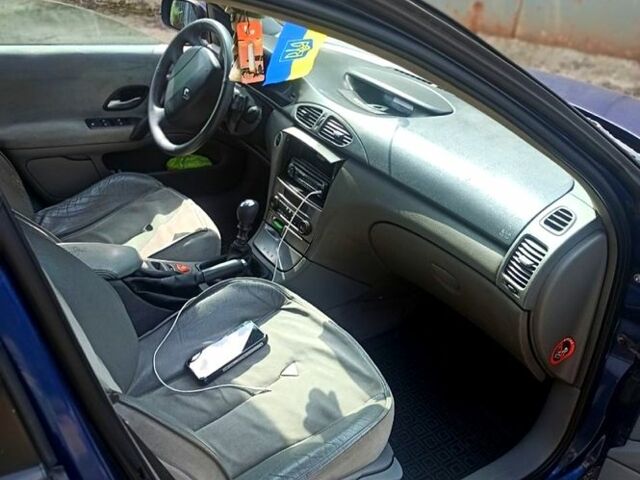 Синий Рено Лагуна, объемом двигателя 1.9 л и пробегом 367 тыс. км за 2500 $, фото 3 на Automoto.ua