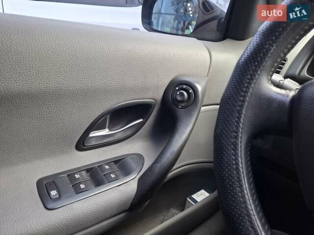 Синій Рено Лагуна, об'ємом двигуна 1.8 л та пробігом 239 тис. км за 3600 $, фото 15 на Automoto.ua