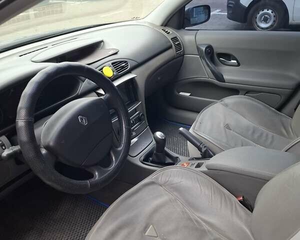 Синій Рено Лагуна, об'ємом двигуна 1.8 л та пробігом 239 тис. км за 3600 $, фото 12 на Automoto.ua