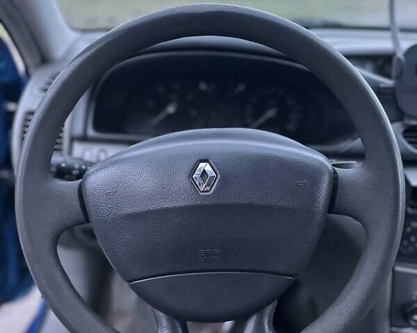 Синий Рено Лагуна, объемом двигателя 1.9 л и пробегом 342 тыс. км за 3200 $, фото 24 на Automoto.ua