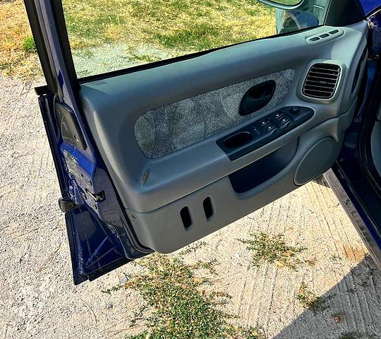 Синий Рено Лагуна, объемом двигателя 1.8 л и пробегом 246 тыс. км за 3900 $, фото 10 на Automoto.ua