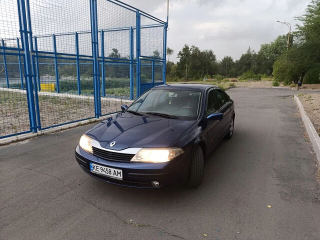 Синий Рено Лагуна, объемом двигателя 1.6 л и пробегом 326 тыс. км за 3300 $, фото 2 на Automoto.ua