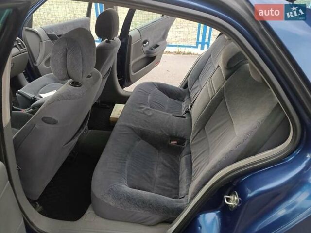Синій Рено Лагуна, об'ємом двигуна 1.6 л та пробігом 326 тис. км за 3600 $, фото 6 на Automoto.ua