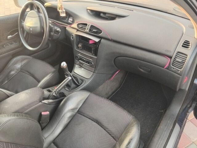 Синий Рено Лагуна, объемом двигателя 1.8 л и пробегом 172 тыс. км за 1700 $, фото 8 на Automoto.ua