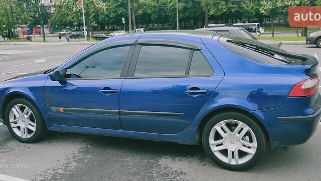 Синий Рено Лагуна, объемом двигателя 2 л и пробегом 275 тыс. км за 4500 $, фото 2 на Automoto.ua