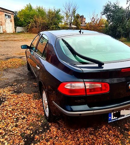 Синий Рено Лагуна, объемом двигателя 1.9 л и пробегом 280 тыс. км за 2500 $, фото 10 на Automoto.ua