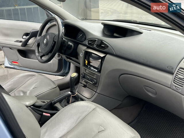 Рено Лагуна 2003 в Хмельницком на Automoto.ua Синий Рено Лагуна, объемом двигателя 2.9 л и пробегом 340 тыс. км за 3500 $, фото 6 на Automoto.ua