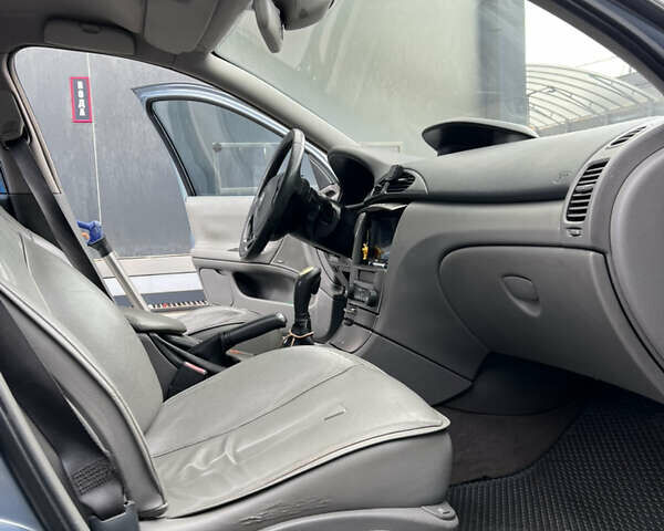 Рено Лагуна 2003 в Хмельницком на Automoto.ua Синий Рено Лагуна, объемом двигателя 2.9 л и пробегом 340 тыс. км за 3500 $, фото 11 на Automoto.ua