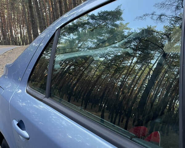 Синий Рено Лагуна, объемом двигателя 1.87 л и пробегом 355 тыс. км за 3400 $, фото 4 на Automoto.ua