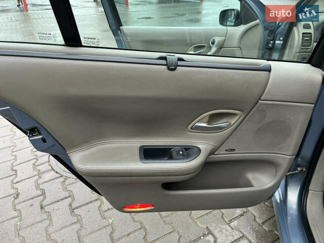 Синий Рено Лагуна, объемом двигателя 2.2 л и пробегом 324 тыс. км за 3600 $, фото 38 на Automoto.ua