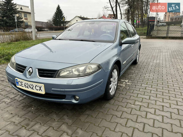 Синий Рено Лагуна, объемом двигателя 2.2 л и пробегом 324 тыс. км за 3600 $, фото 2 на Automoto.ua