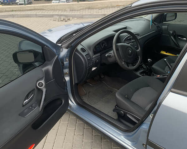 Синий Рено Лагуна, объемом двигателя 1.6 л и пробегом 200 тыс. км за 4900 $, фото 8 на Automoto.ua