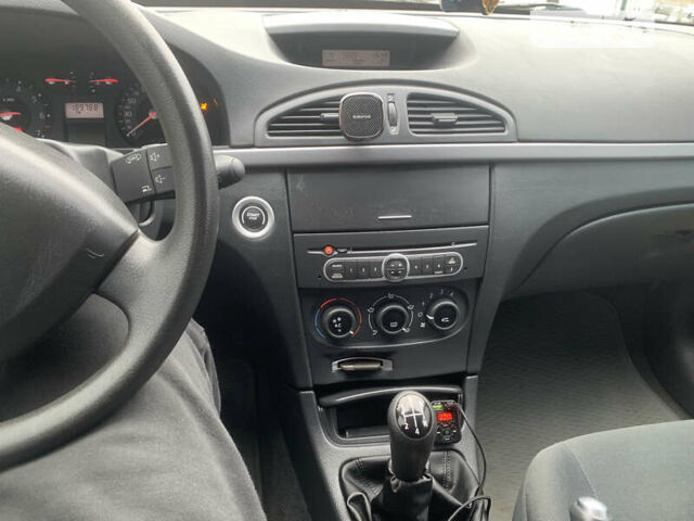 Синий Рено Лагуна, объемом двигателя 1.6 л и пробегом 200 тыс. км за 4900 $, фото 12 на Automoto.ua