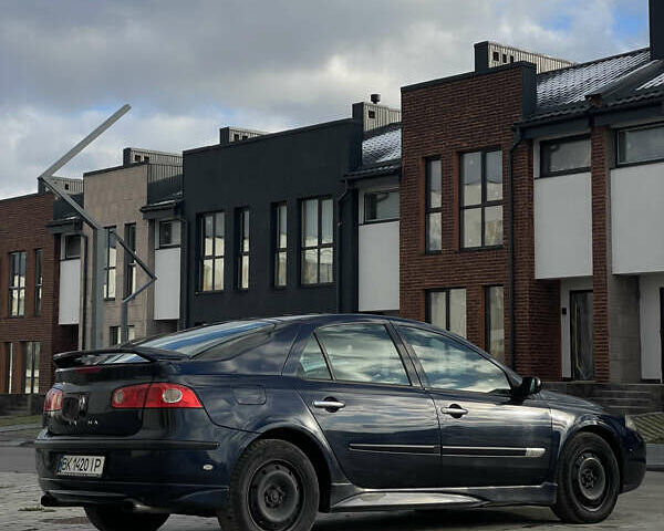 Синий Рено Лагуна, объемом двигателя 2 л и пробегом 215 тыс. км за 4200 $, фото 2 на Automoto.ua