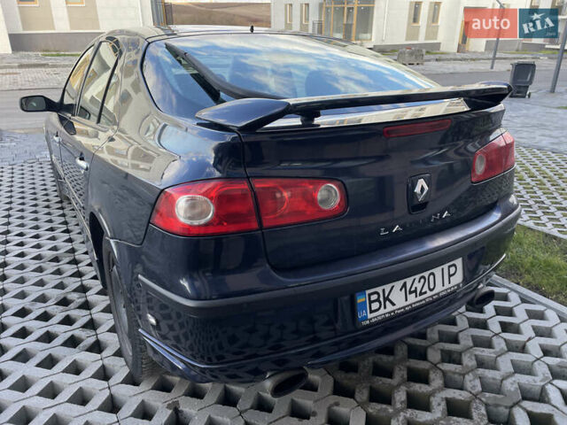 Синий Рено Лагуна, объемом двигателя 2 л и пробегом 215 тыс. км за 4200 $, фото 4 на Automoto.ua