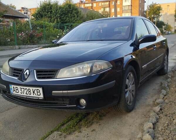 Синий Рено Лагуна, объемом двигателя 2 л и пробегом 190 тыс. км за 3900 $, фото 3 на Automoto.ua