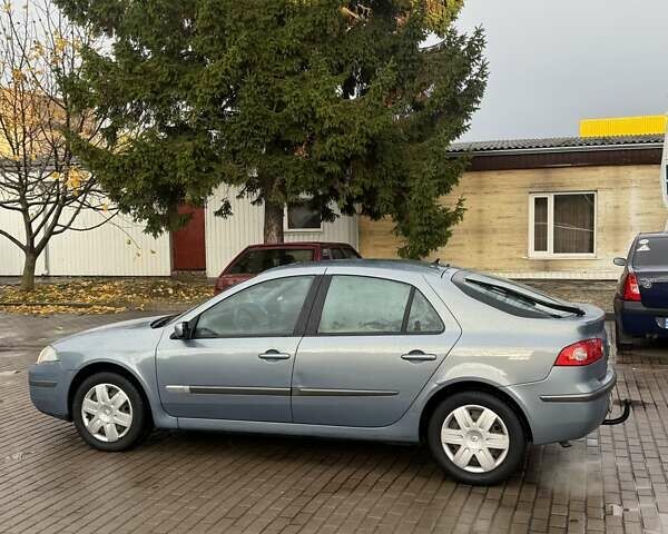 Рено Лагуна 2006 в Ровно на Automoto.ua Синий Рено Лагуна, объемом двигателя 1.6 л и пробегом 300 тыс. км за 3299 $, фото 7 на Automoto.ua