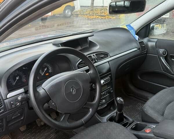 Рено Лагуна 2006 в Ровно на Automoto.ua Синий Рено Лагуна, объемом двигателя 1.6 л и пробегом 300 тыс. км за 3299 $, фото 17 на Automoto.ua