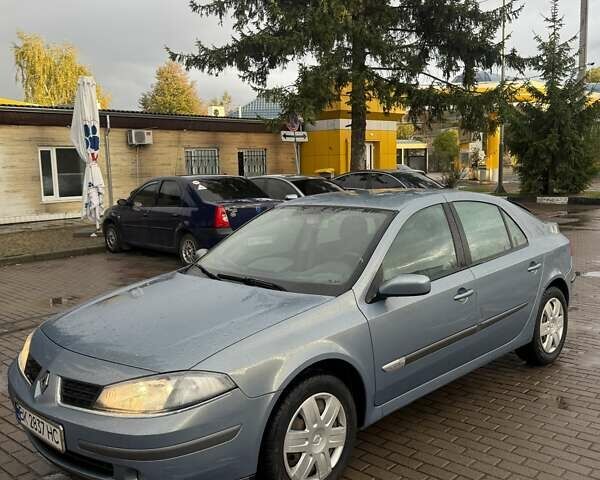 Рено Лагуна 2006 в Ровно на Automoto.ua Синий Рено Лагуна, объемом двигателя 1.6 л и пробегом 300 тыс. км за 3299 $, фото 10 на Automoto.ua