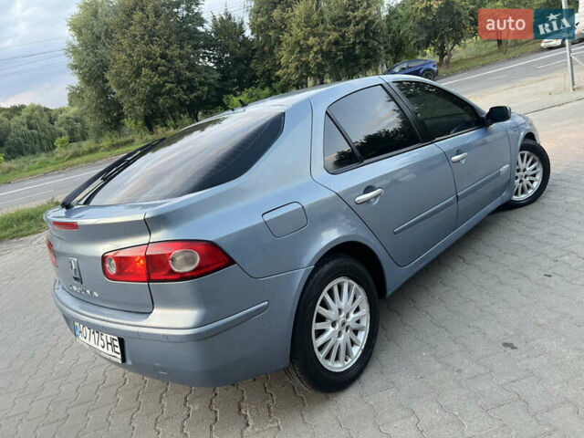 Синий Рено Лагуна, объемом двигателя 2.19 л и пробегом 350 тыс. км за 2799 $, фото 3 на Automoto.ua