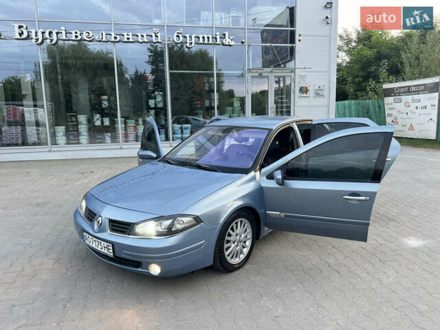 Синий Рено Лагуна, объемом двигателя 2.19 л и пробегом 350 тыс. км за 2799 $, фото 11 на Automoto.ua