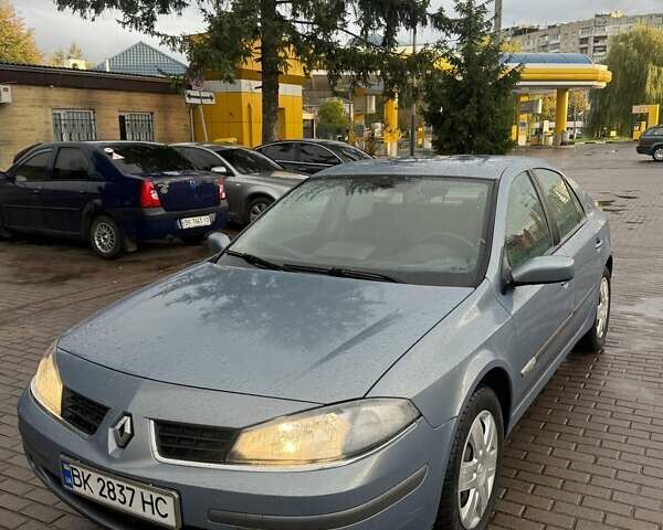 Рено Лагуна 2006 в Ровно на Automoto.ua Синий Рено Лагуна, объемом двигателя 1.6 л и пробегом 300 тыс. км за 3299 $, фото 9 на Automoto.ua