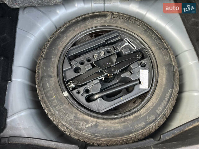Синій Рено Лагуна, об'ємом двигуна 2 л та пробігом 246 тис. км за 6300 $, фото 9 на Automoto.ua