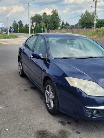 Синій Рено Лагуна, об'ємом двигуна 2 л та пробігом 221 тис. км за 5600 $, фото 5 на Automoto.ua