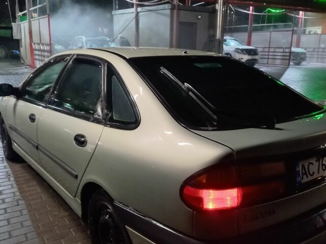 Зеленый Рено Лагуна, объемом двигателя 2 л и пробегом 380 тыс. км за 1700 $, фото 2 на Automoto.ua