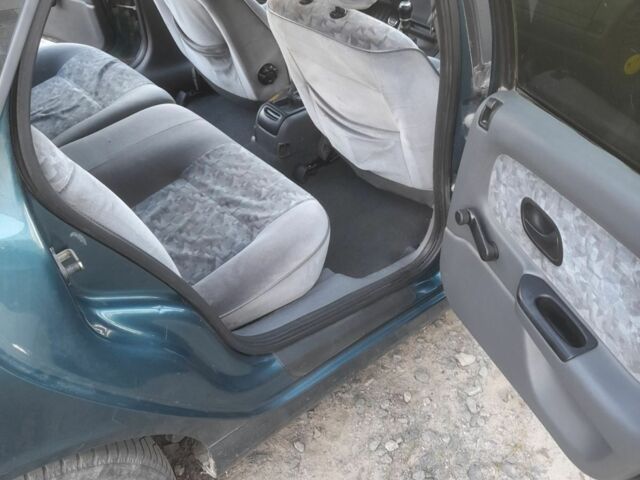 Зеленый Рено Лагуна, объемом двигателя 2 л и пробегом 2 тыс. км за 900 $, фото 5 на Automoto.ua