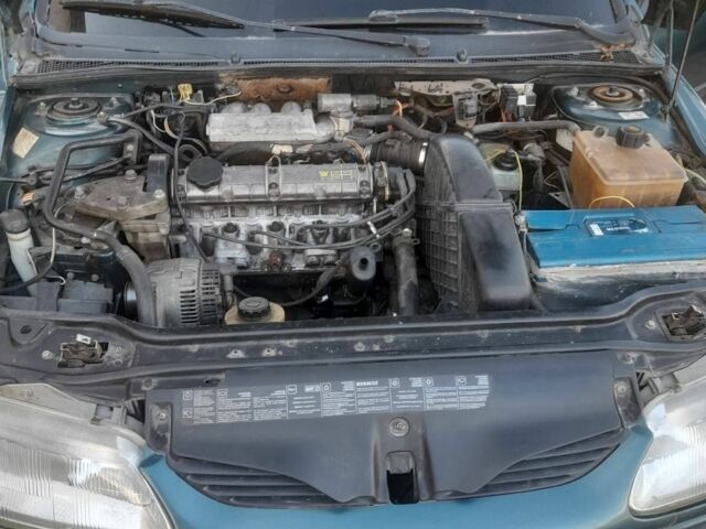 Зеленый Рено Лагуна, объемом двигателя 2 л и пробегом 2 тыс. км за 900 $, фото 2 на Automoto.ua