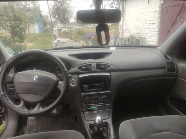 Рено Лагуна 2002 в Барановке на Automoto.ua Зеленый Рено Лагуна, объемом двигателя 1.9 л и пробегом 390 тыс. км за 1590 $, фото 1 на Automoto.ua