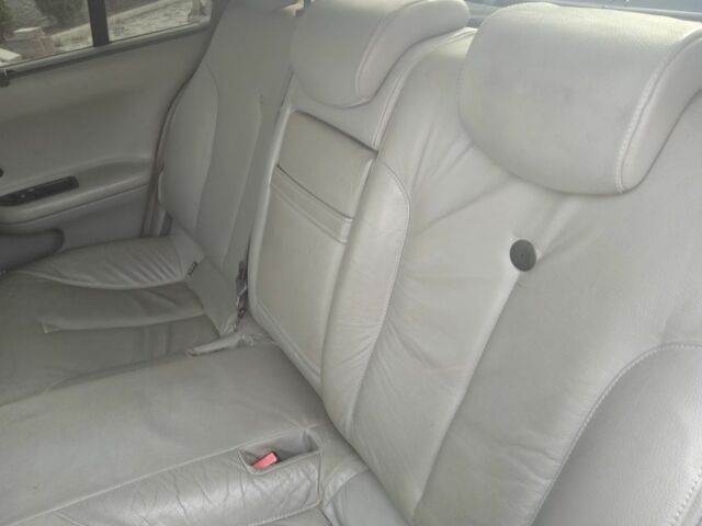 Зеленый Рено Лагуна, объемом двигателя 1.8 л и пробегом 360 тыс. км за 2950 $, фото 2 на Automoto.ua