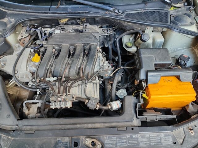 Зеленый Рено Лагуна, объемом двигателя 2 л и пробегом 280 тыс. км за 2300 $, фото 10 на Automoto.ua