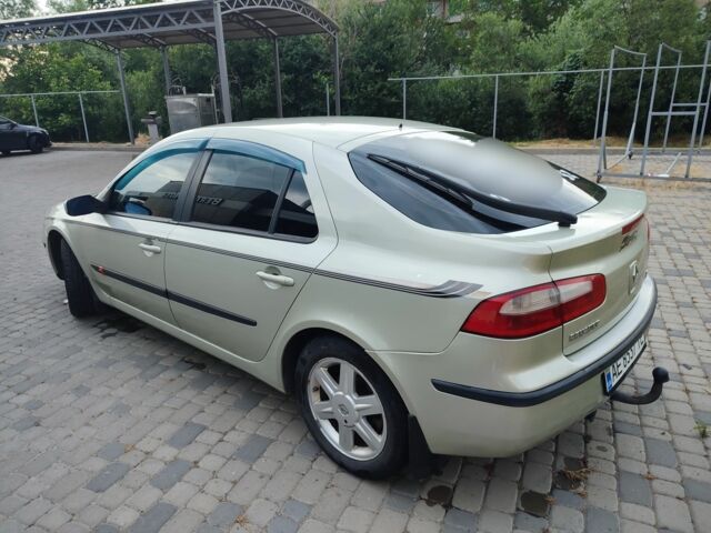 Зеленый Рено Лагуна, объемом двигателя 2 л и пробегом 280 тыс. км за 2300 $, фото 5 на Automoto.ua