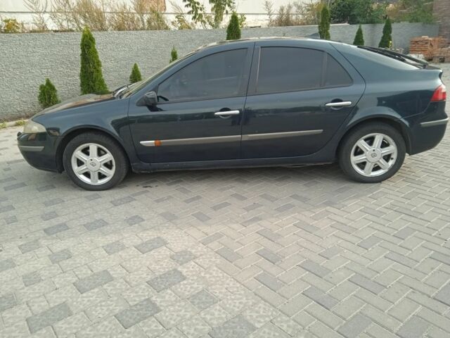 Зеленый Рено Лагуна, объемом двигателя 1.8 л и пробегом 360 тыс. км за 2950 $, фото 12 на Automoto.ua