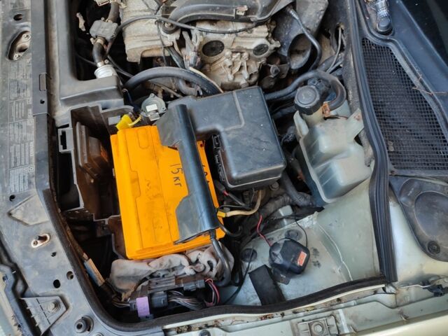 Зеленый Рено Лагуна, объемом двигателя 2 л и пробегом 280 тыс. км за 2300 $, фото 7 на Automoto.ua