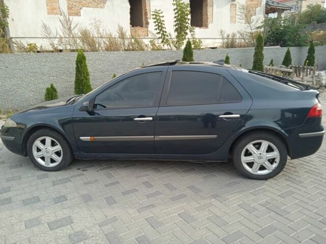 Зеленый Рено Лагуна, объемом двигателя 1.8 л и пробегом 360 тыс. км за 2950 $, фото 1 на Automoto.ua