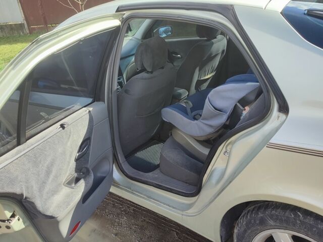 Зеленый Рено Лагуна, объемом двигателя 2 л и пробегом 280 тыс. км за 2300 $, фото 2 на Automoto.ua