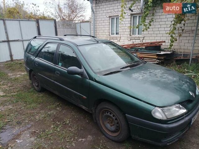 Зеленый Рено Лагуна, объемом двигателя 2.19 л и пробегом 400 тыс. км за 1750 $, фото 1 на Automoto.ua