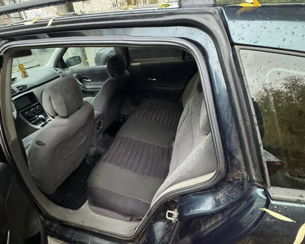 Зеленый Рено Лагуна, объемом двигателя 1.87 л и пробегом 410 тыс. км за 2400 $, фото 4 на Automoto.ua