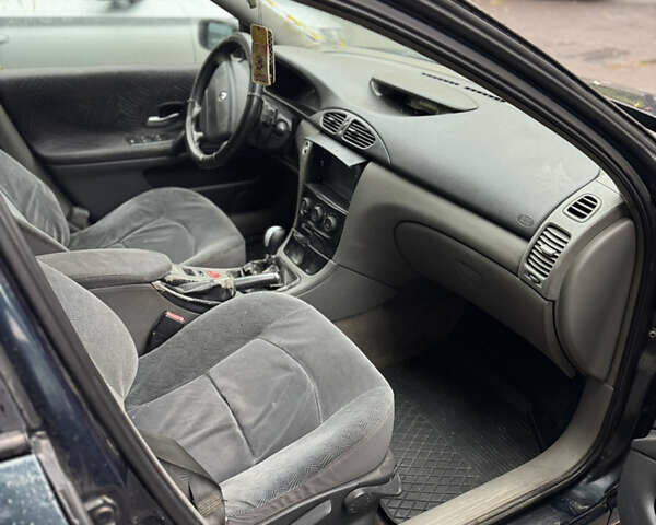 Зеленый Рено Лагуна, объемом двигателя 1.87 л и пробегом 410 тыс. км за 2400 $, фото 11 на Automoto.ua