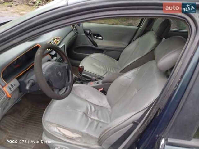 Зеленый Рено Лагуна, объемом двигателя 1.9 л и пробегом 300 тыс. км за 1700 $, фото 2 на Automoto.ua