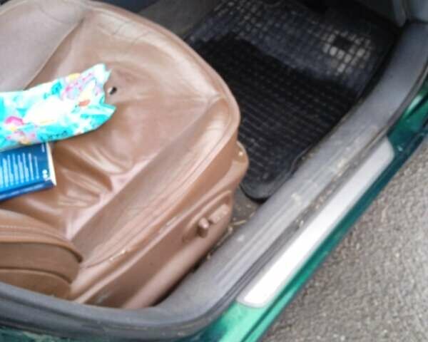 Рено Лагуна 2002 в Виннице на Automoto.ua Зеленый Рено Лагуна, объемом двигателя 1.9 л и пробегом 320 тыс. км за 2800 $, фото 6 на Automoto.ua