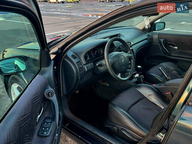 Зеленый Рено Лагуна, объемом двигателя 1.9 л и пробегом 328 тыс. км за 3500 $, фото 11 на Automoto.ua