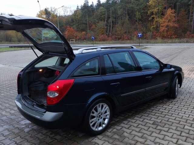 Зеленый Рено Лагуна, объемом двигателя 2.2 л и пробегом 293 тыс. км за 3150 $, фото 4 на Automoto.ua