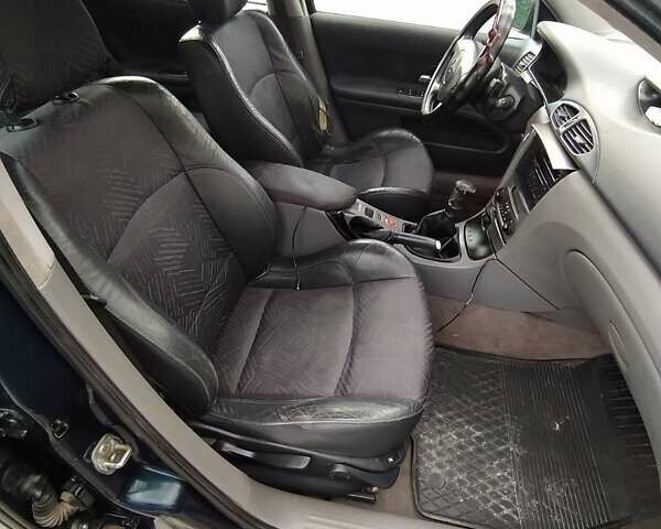 Зеленый Рено Лагуна, объемом двигателя 1.9 л и пробегом 390 тыс. км за 3000 $, фото 9 на Automoto.ua